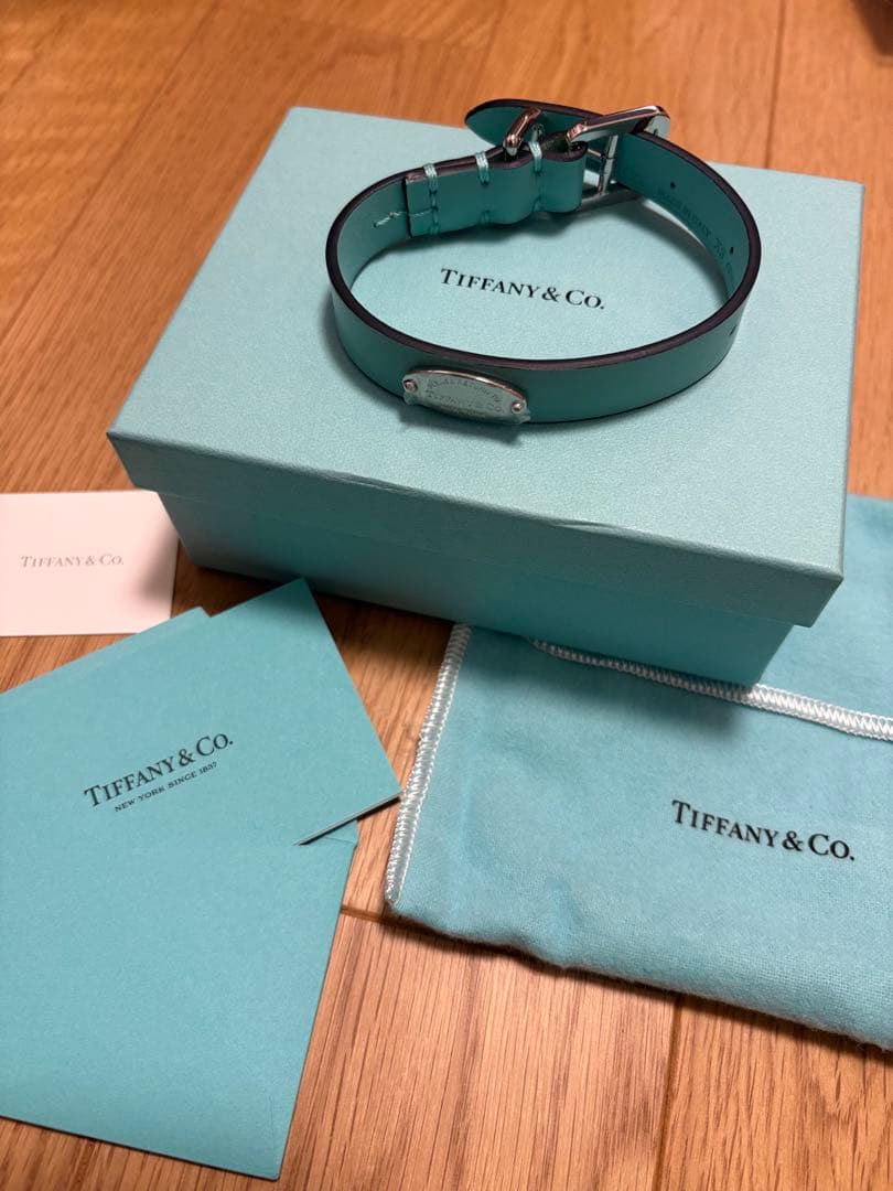 未使用品 XSサイズTiffany ティファニーレザー 犬首輪ドッグカラー