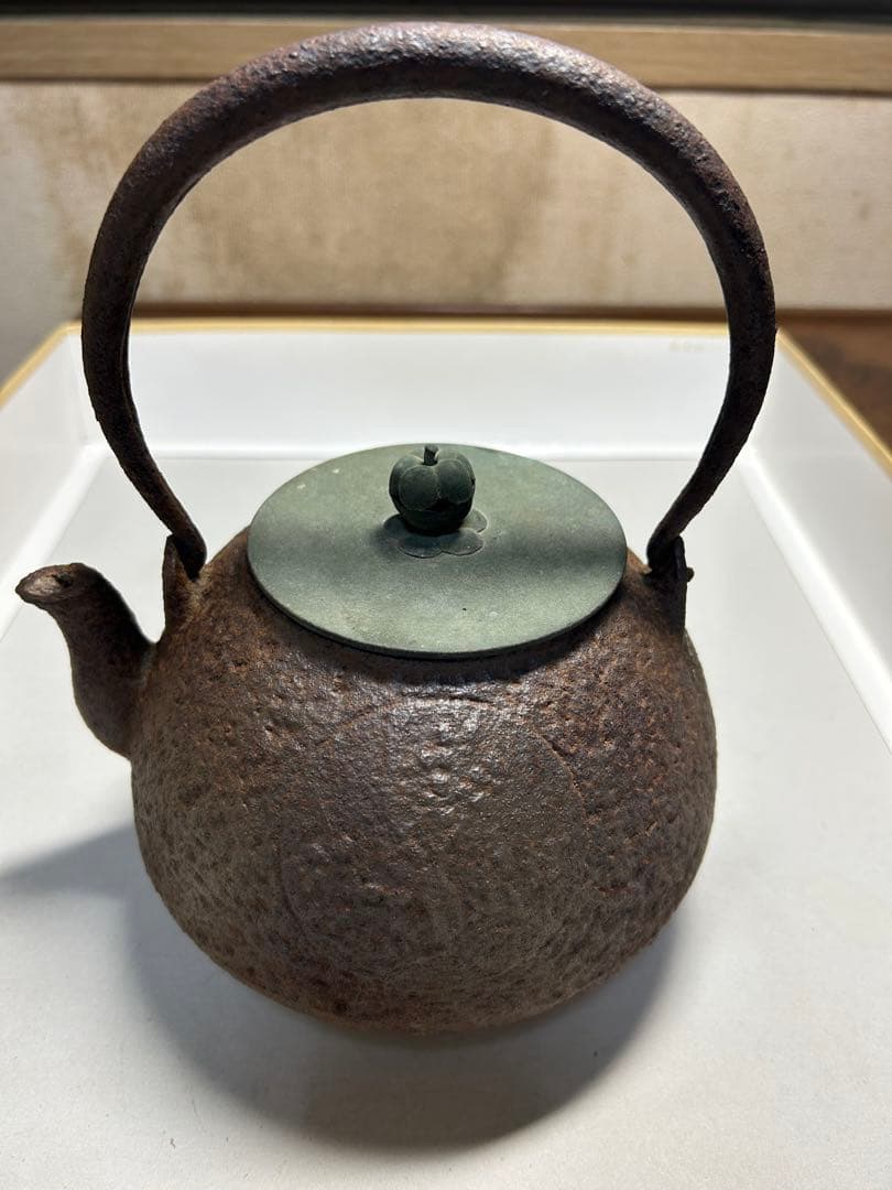 龍文堂鉄瓶 丸型鉄瓶 蓋は銅製