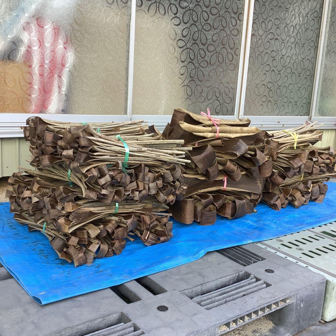 乾燥くるみ皮、2kg セット。　6=060