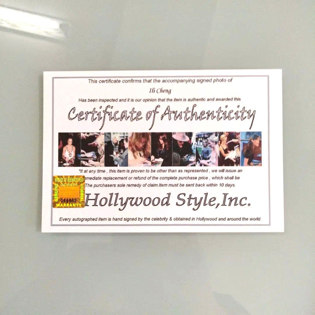 イリ・チェン直筆サイン入り2Lサイズ写真…Ili Cheng…
