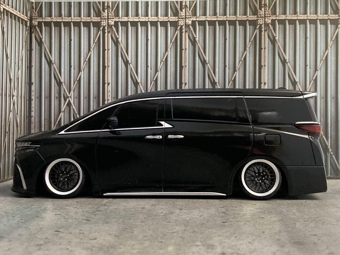 1/24新型アルファード・ブラック（カスタム品）