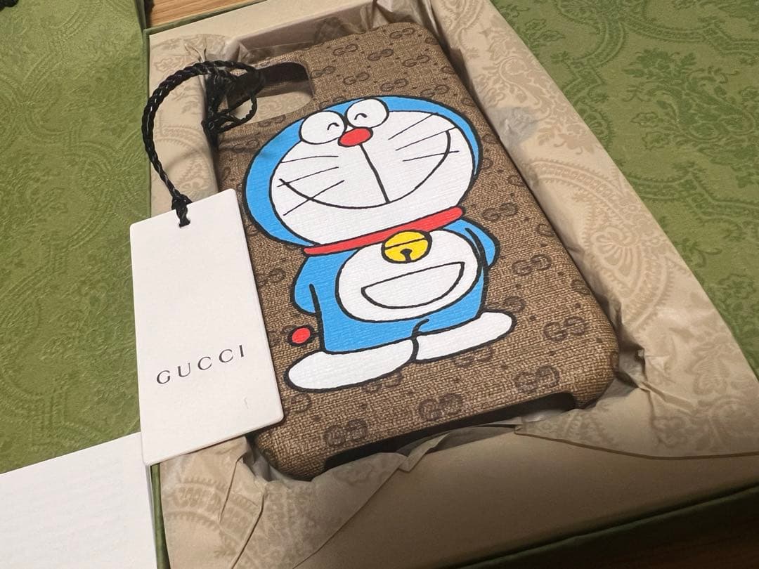 新品GUCCIドラえもん iPhone11ケース