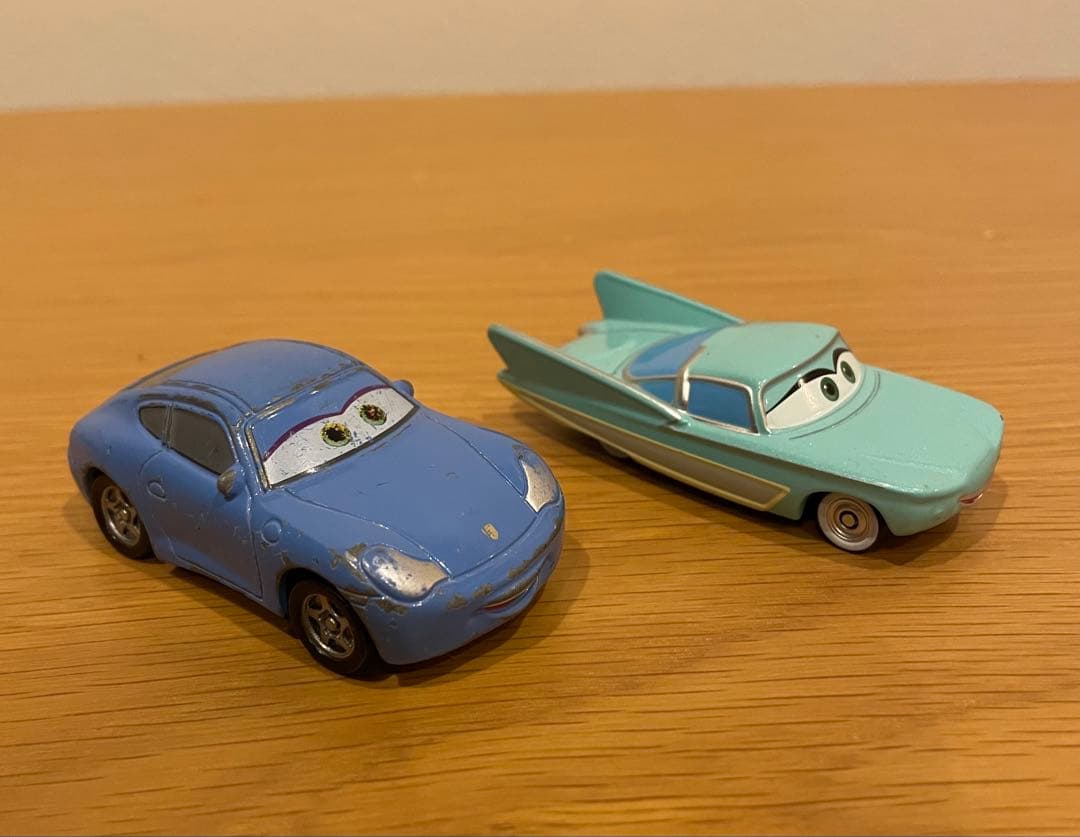 カーズ　トミカ　13台セット