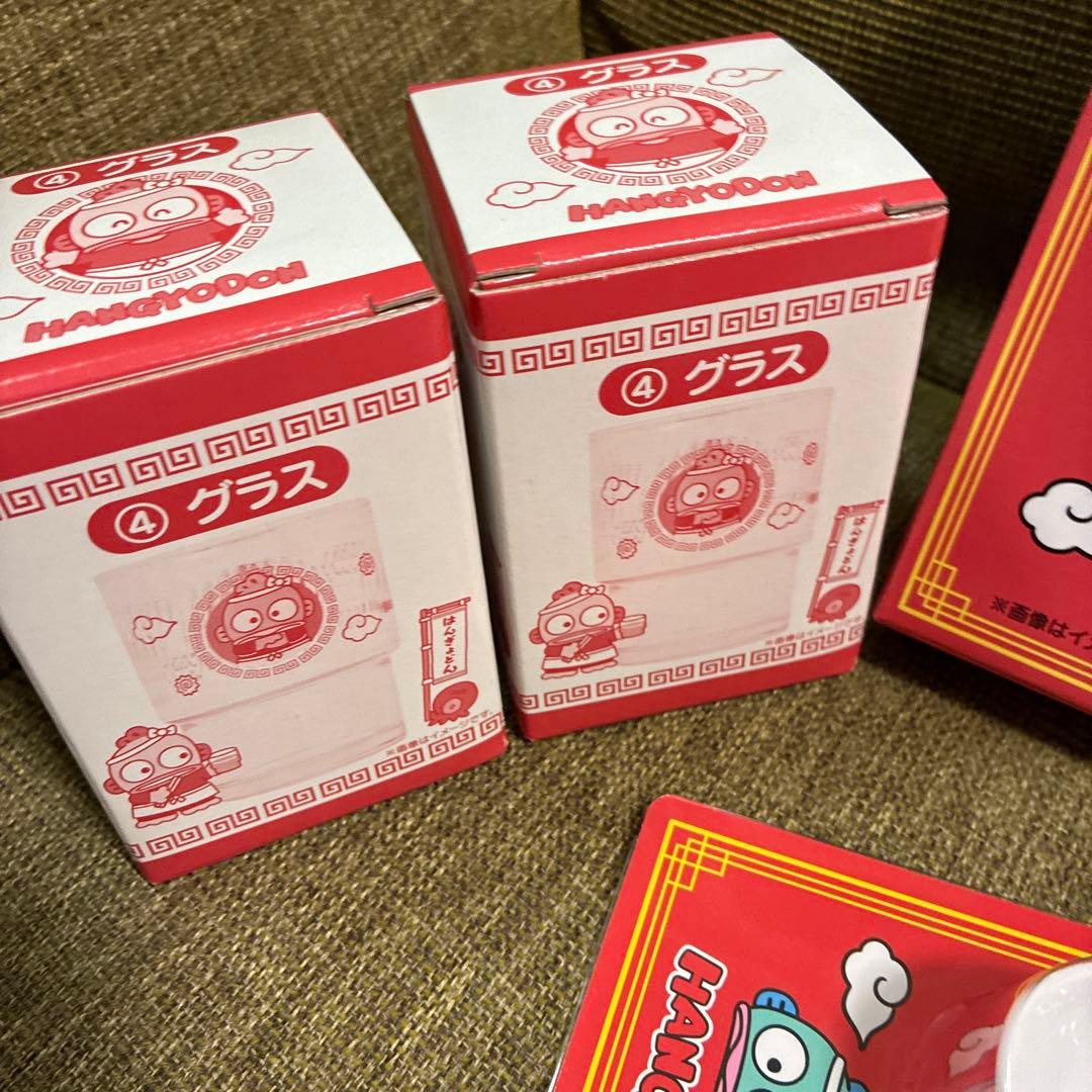 新品☆サンリオ ハンギョドン 当りくじ 餃子皿 グラス はし&レンゲ