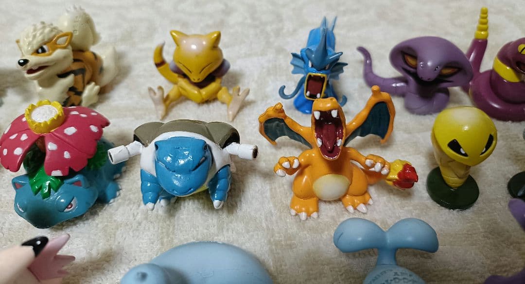 ポケモン　モンコレ　初期　６２体+付属品７