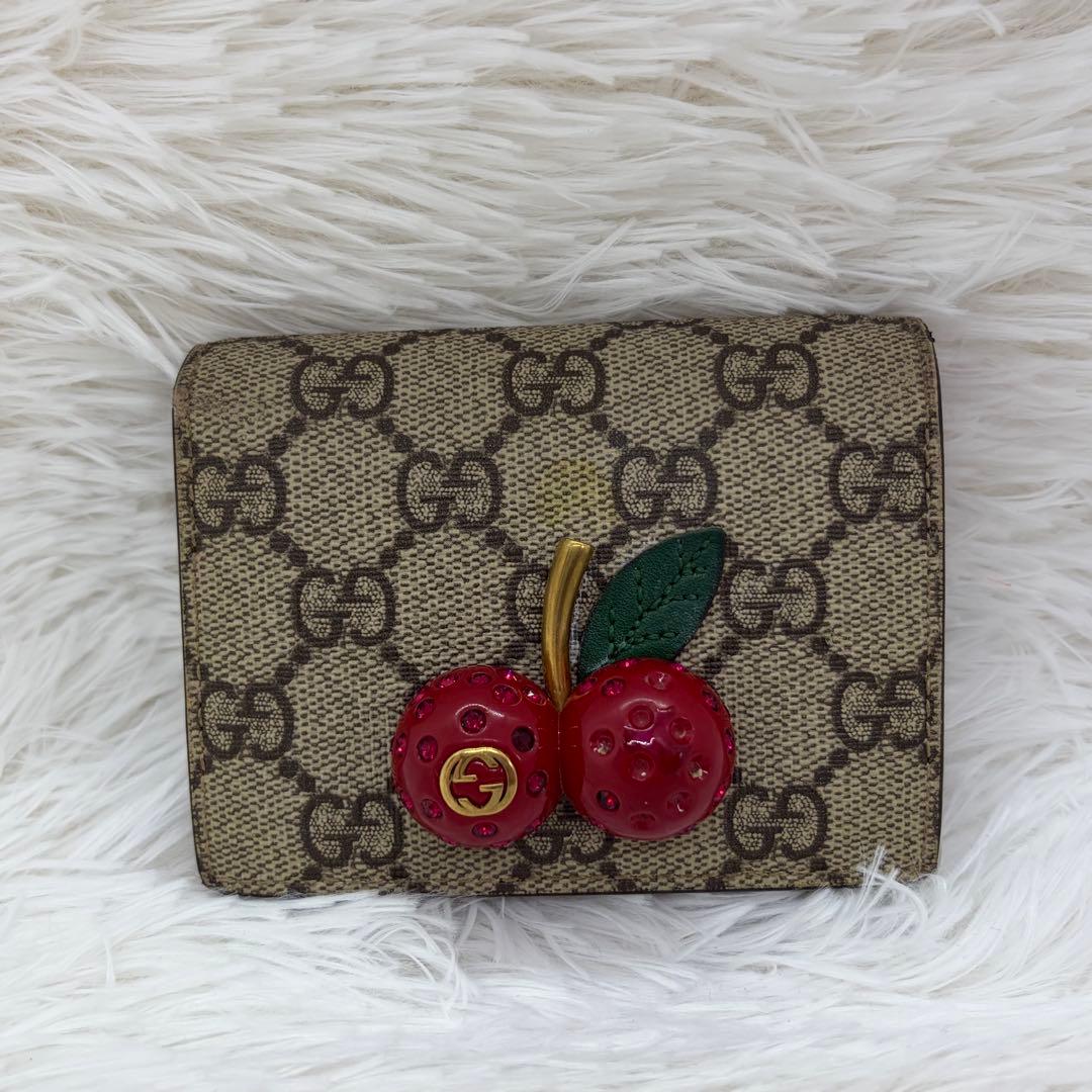 美品✨️グッチ 二つ折り財布 チェリー さくらんぼ PVC GG スプリーム