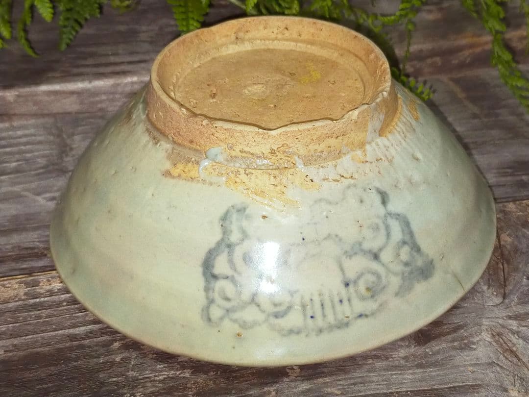 ♥ルソン 青磁 茶碗 桐箱付き 発掘品 出土品 骨董品 古玩 - メルカリ