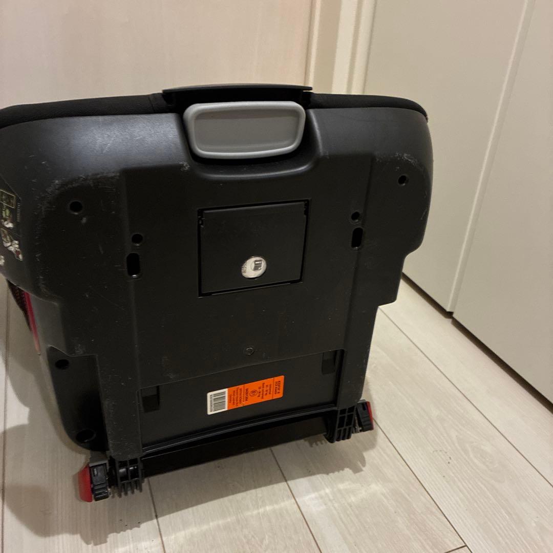 AMG メルセデス車用チャイルドシート ブラック/レッド