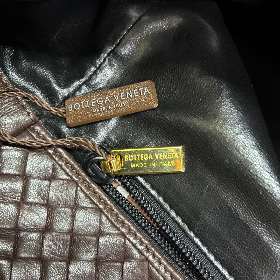 ボッテガヴェネタ　イントレチャート　ショルダーバッグ ワンショルダー　ブラウン