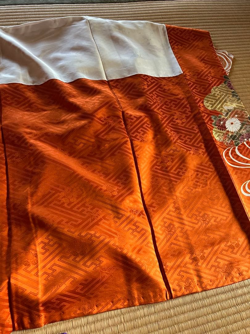 振袖 オレンジ 波模様 花柄 金