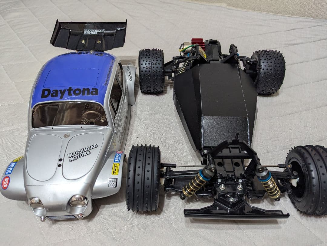 最終値下げ)世田谷ベース風 ブリッツァービートル‼️タイヤ未使用の2種