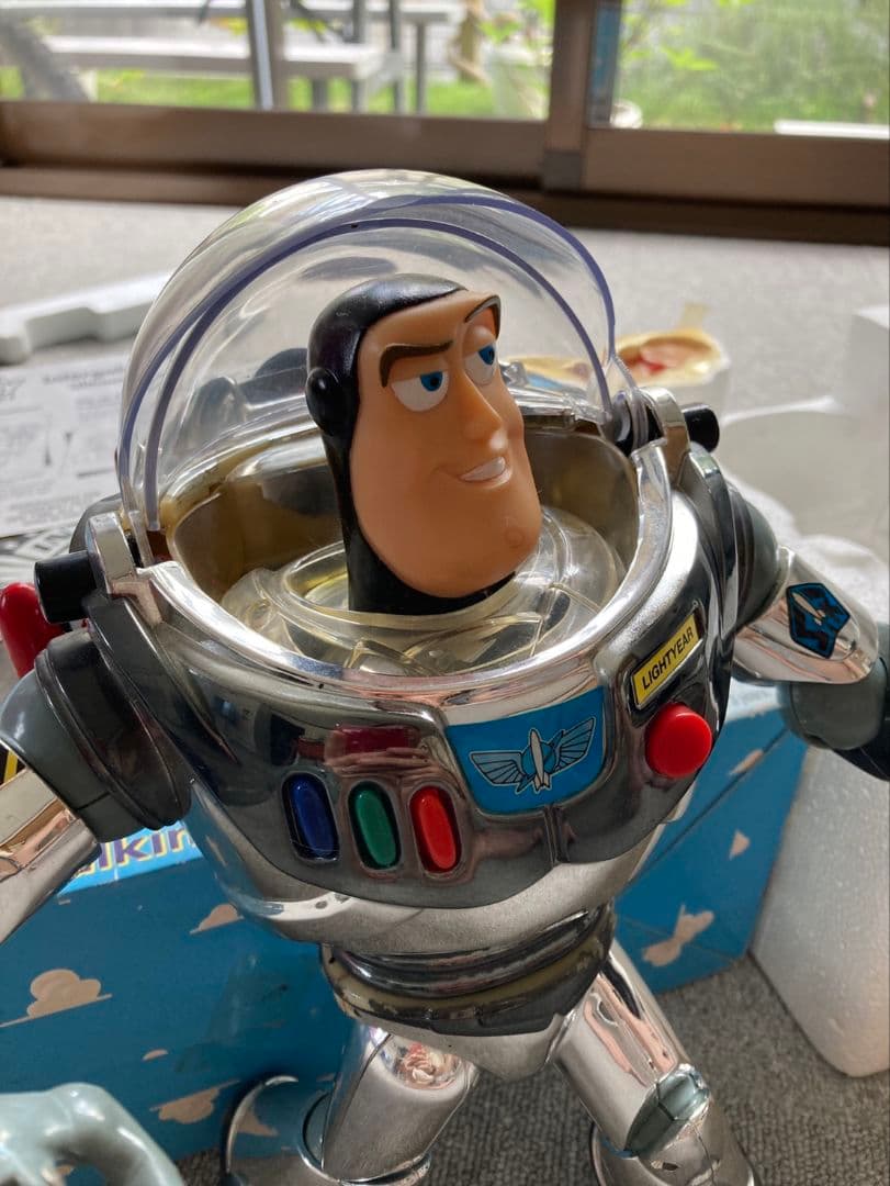 トイストーリー バズ・ライトイヤー メタル - メルカリ