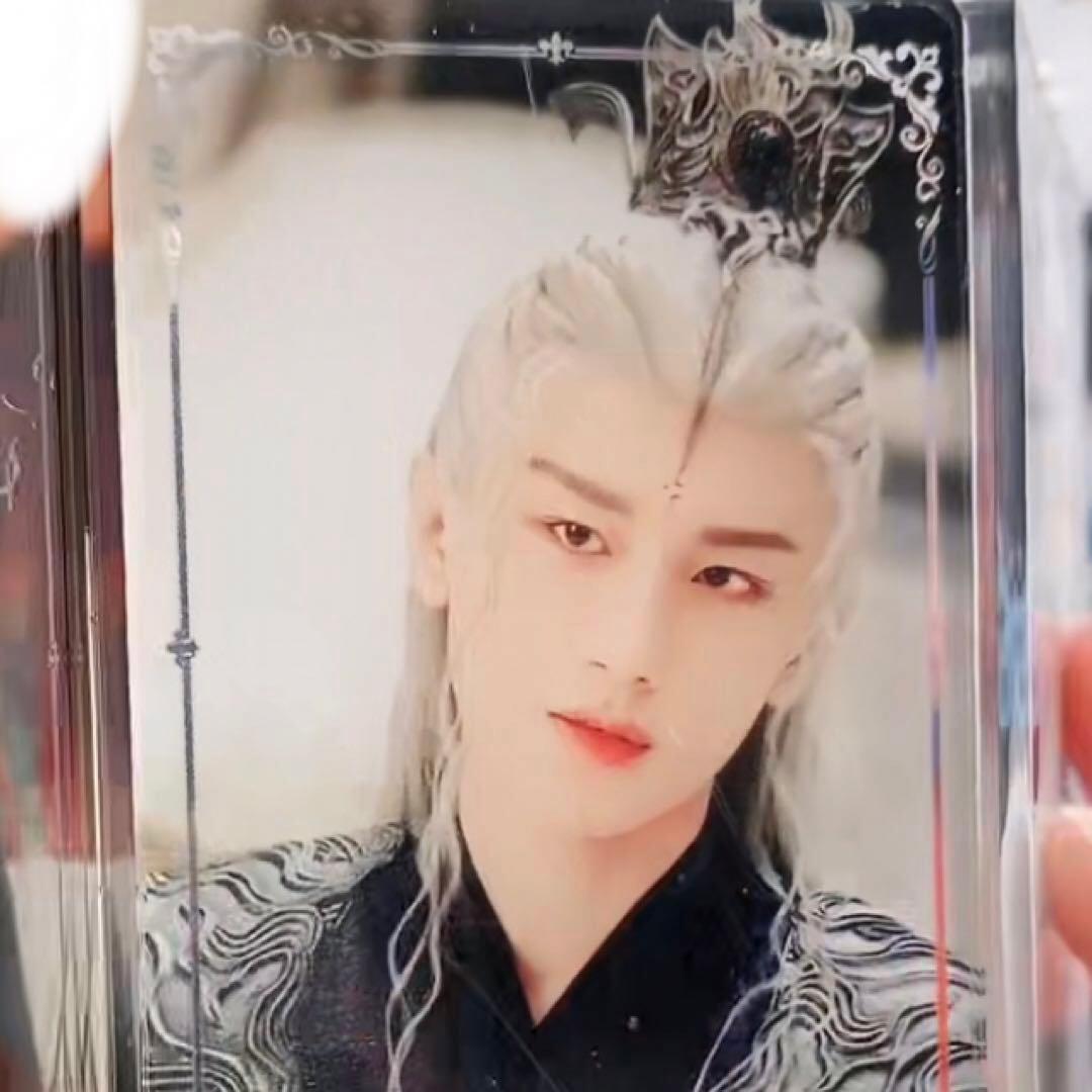 チョンイー 成毅 蓮花楼 沈香の夢 赴山海 15cm超大判バッジスタンド6