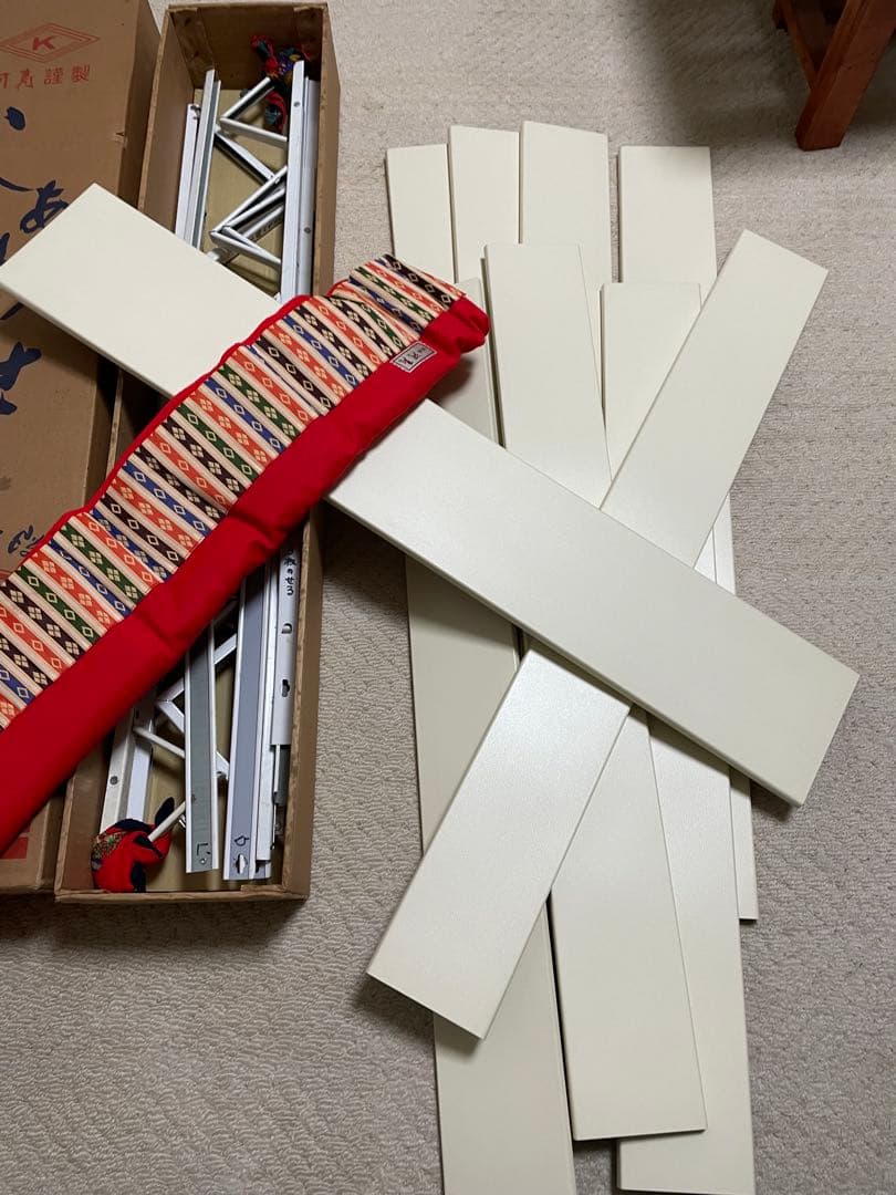 雛人形　雛壇　スチール製 7段飾り　節句飾用敷物 毛氈付　送料込み匿名配送