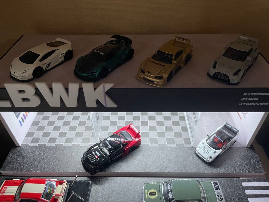 新品未開封】MINI GT Mercedes-Benz ActrosADVAN 新品未開封】MINI GT