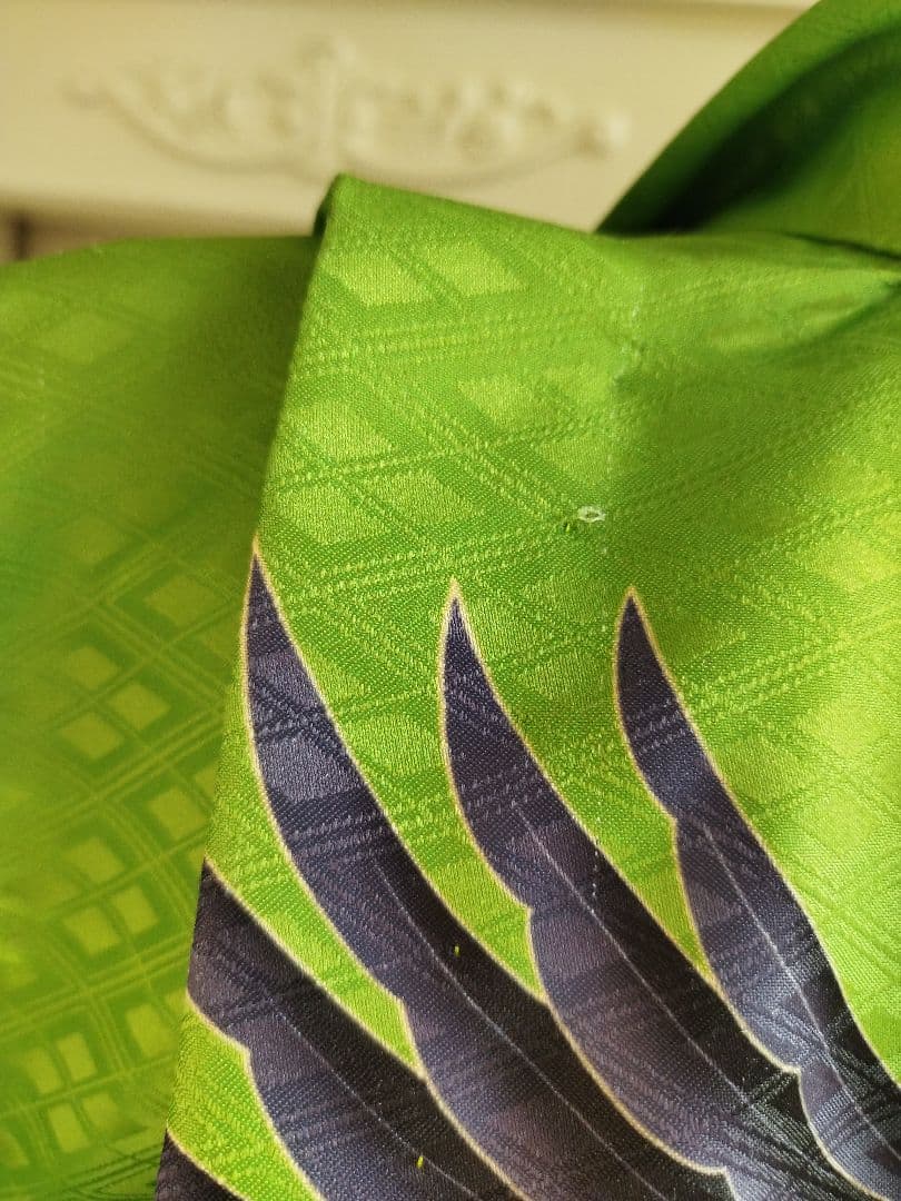 グリーン系の羽織りに金の袴が格好良い☆男の子七五三５歳