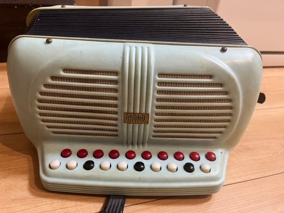 激レア？50年くらい前？YAMAHA謎のアコーディオン（子供用？） ヤマハ
