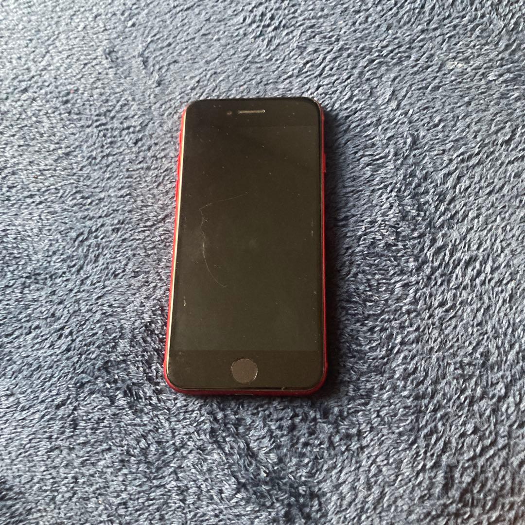 ジャンク品 iPhone SE 第二世代64GB