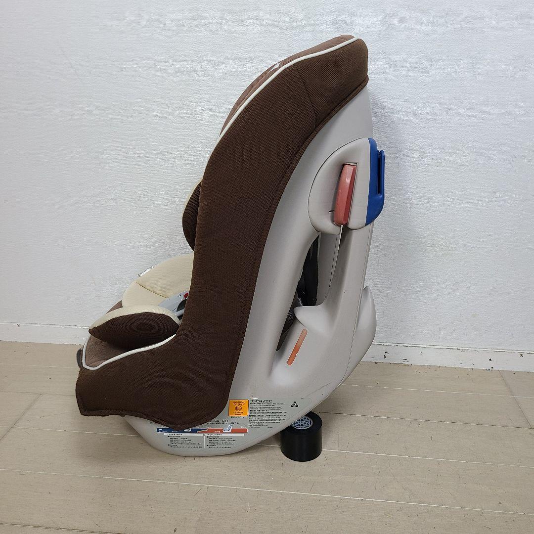 チ*ん様 超美品　チャイルドシート　新生児から4才　ジュニアシート　コンビ