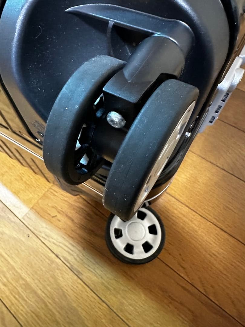 1回のみ使用】RIMOWA LIMBO 電子タグ 60L ブラック