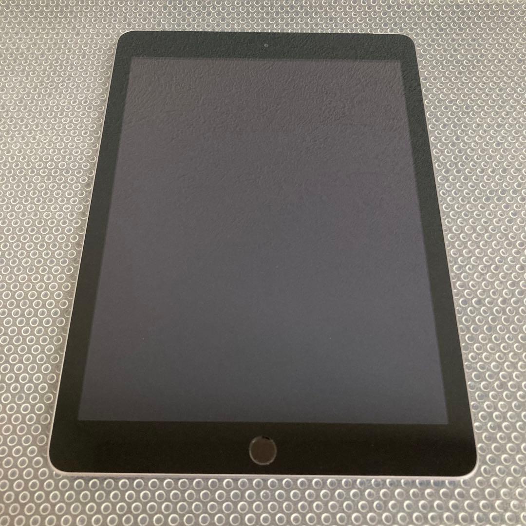 3166 早い者勝ち 電池最良好 iPad5 第5世代 32GB SIMフリ 早い者