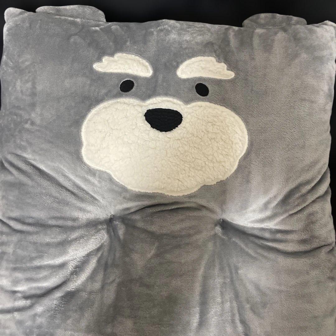 コーナンアニマルクッションシリーズ 長座布団シュナウザー - メルカリ