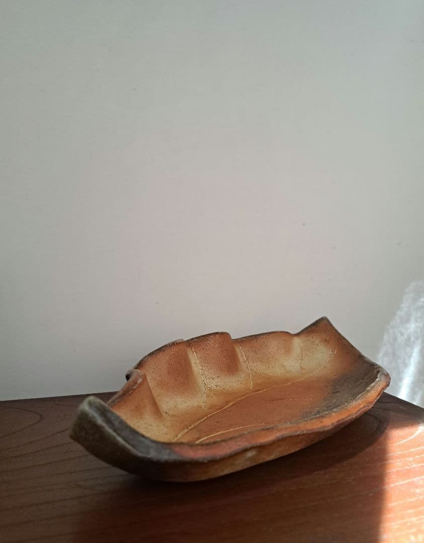 佐賀の焼き物　10　木の葉　すり鉢