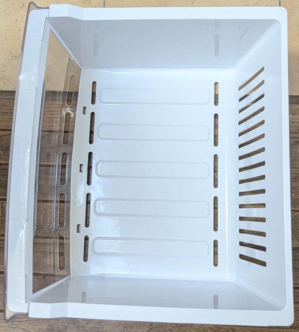 三菱電機【冷凍庫】 MF-U12T-W