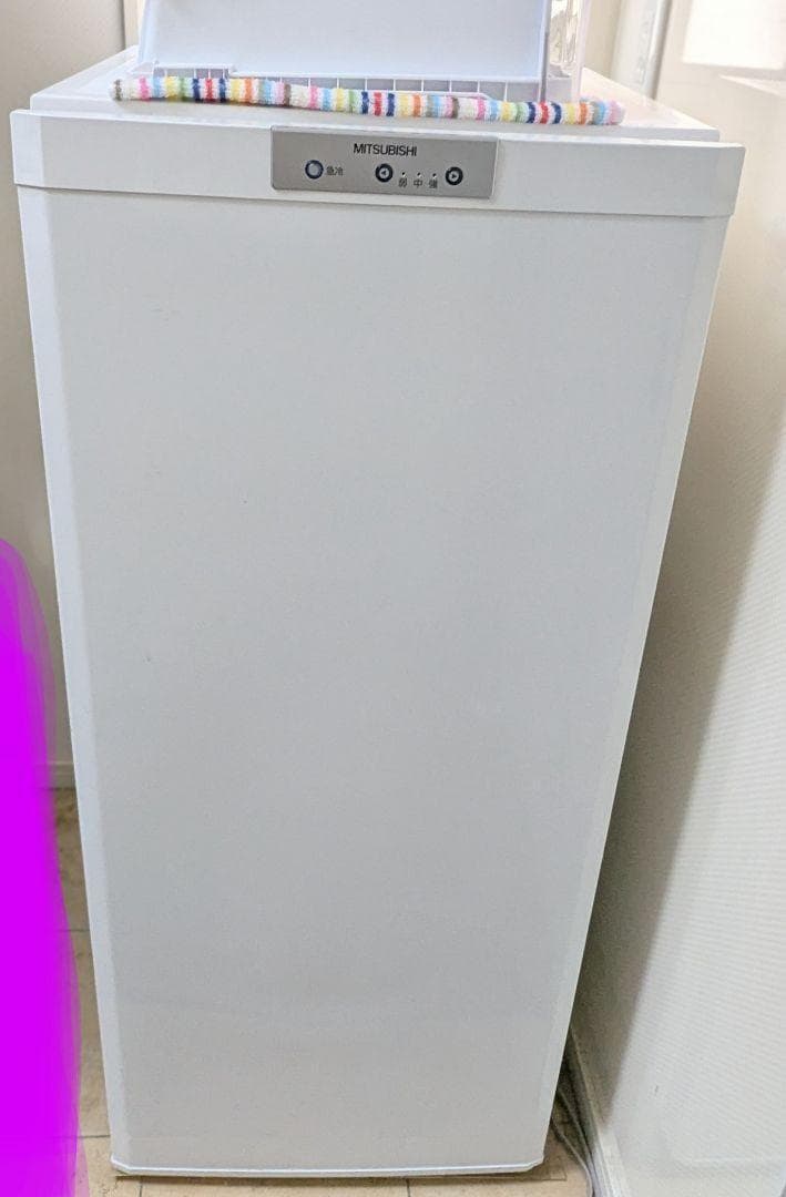 三菱電機【冷凍庫】 MF-U12T-W