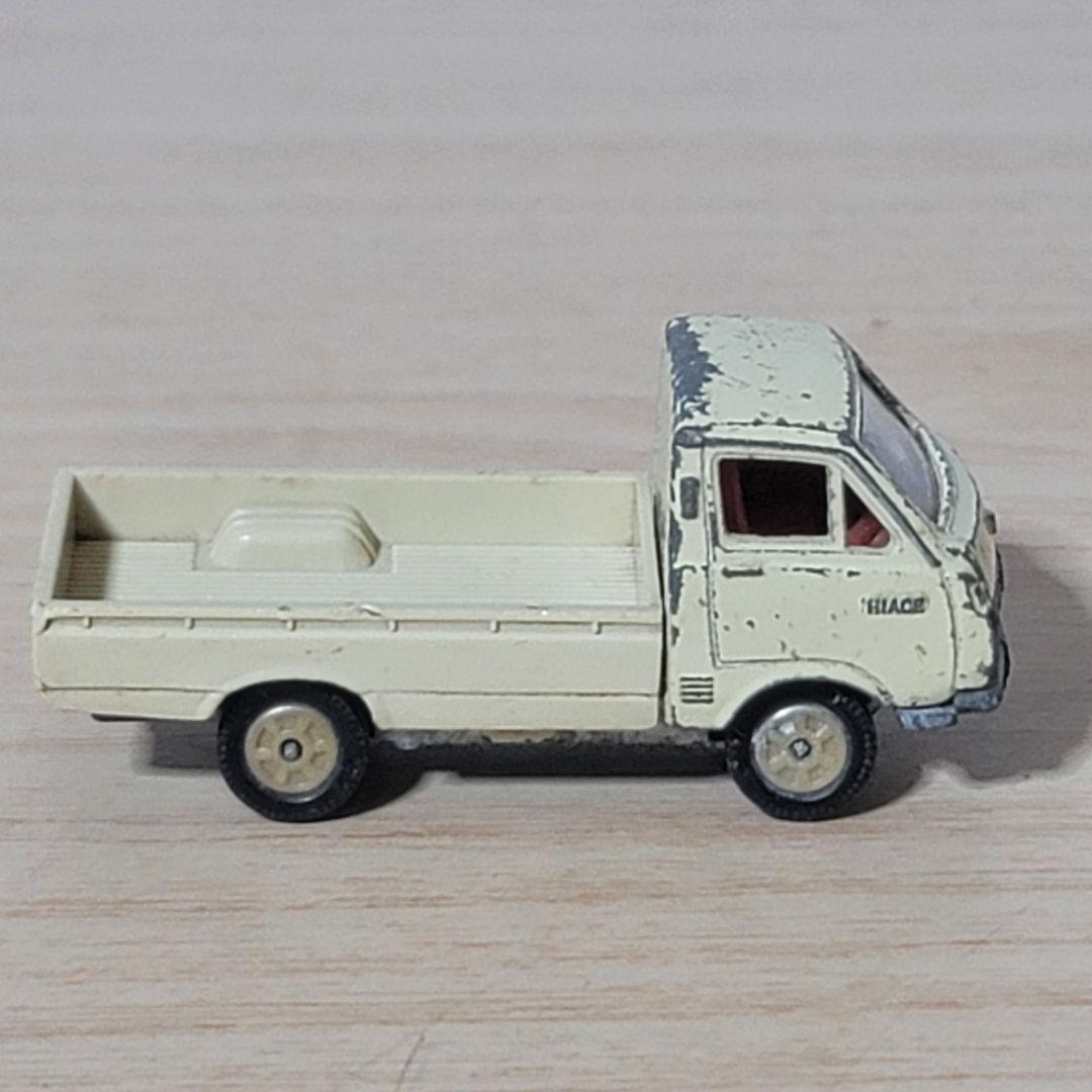 黒箱トミカ トヨタ ハイエース トラック 1Eホイール 日本製 ジャンク品