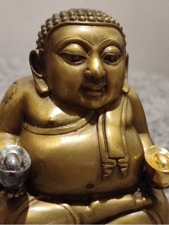 LP Pon 《2562 善迦財供尊》