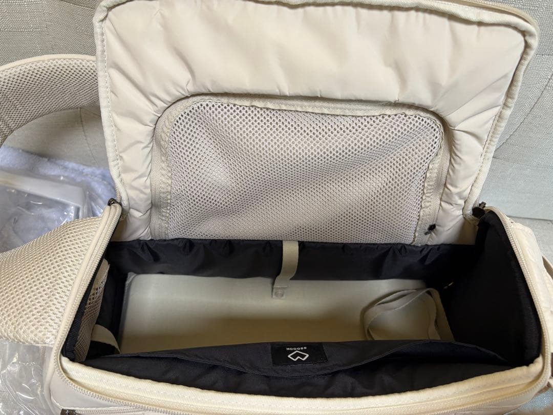 早い者勝ち！】ssoook スリングバッグ右 Sサイズ