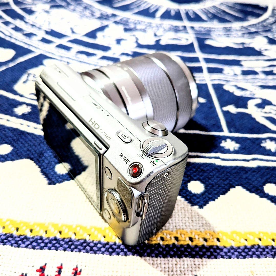 美品SONY NEX-5シルバー E18-55mm F3.5-5.6 レンズ付き