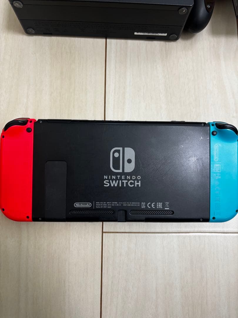 Nintendo Switch 赤/青 本体 + 付属品　箱無し