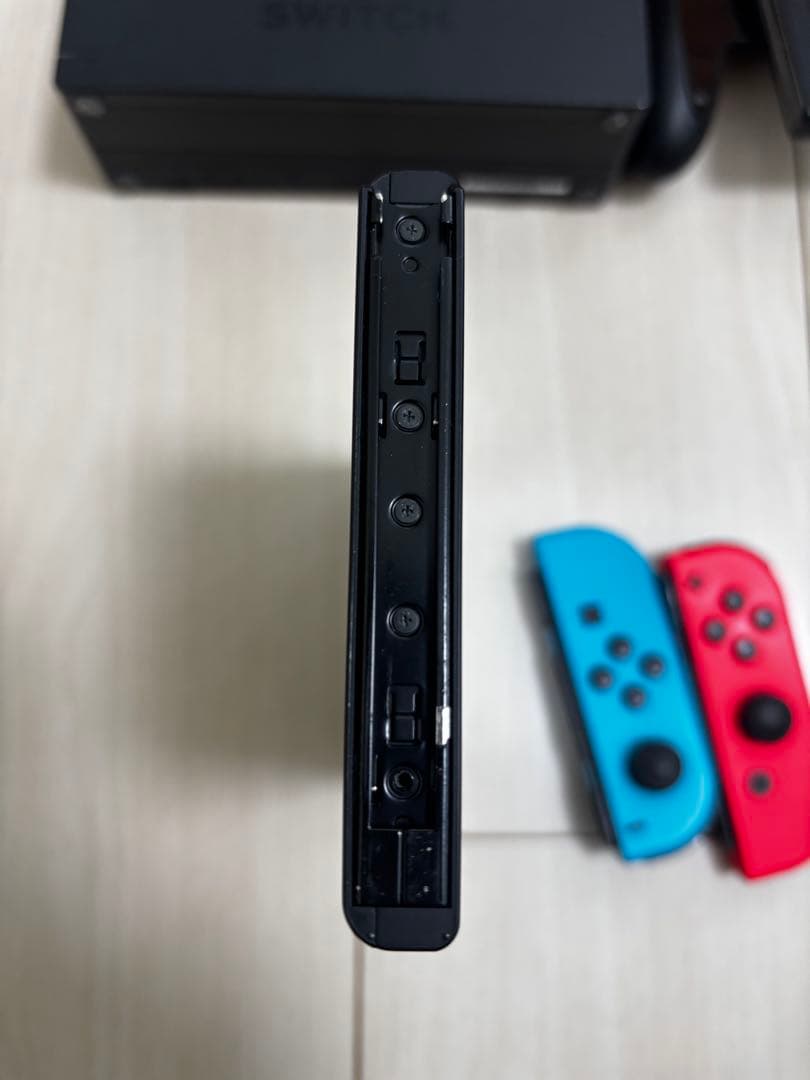 Nintendo Switch 赤/青 本体 + 付属品　箱無し