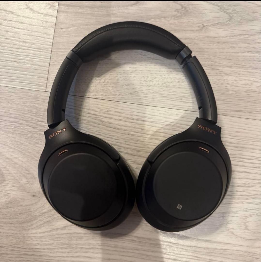Sony ワイヤレスヘッドホン ケース付き wh-1000xm3 ヘッドホン