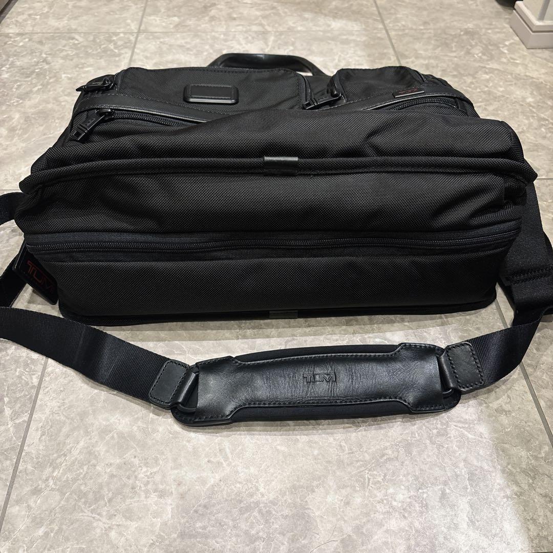 TUMI アルファ2 ビジネスバッグ 拡張機能 26141D2