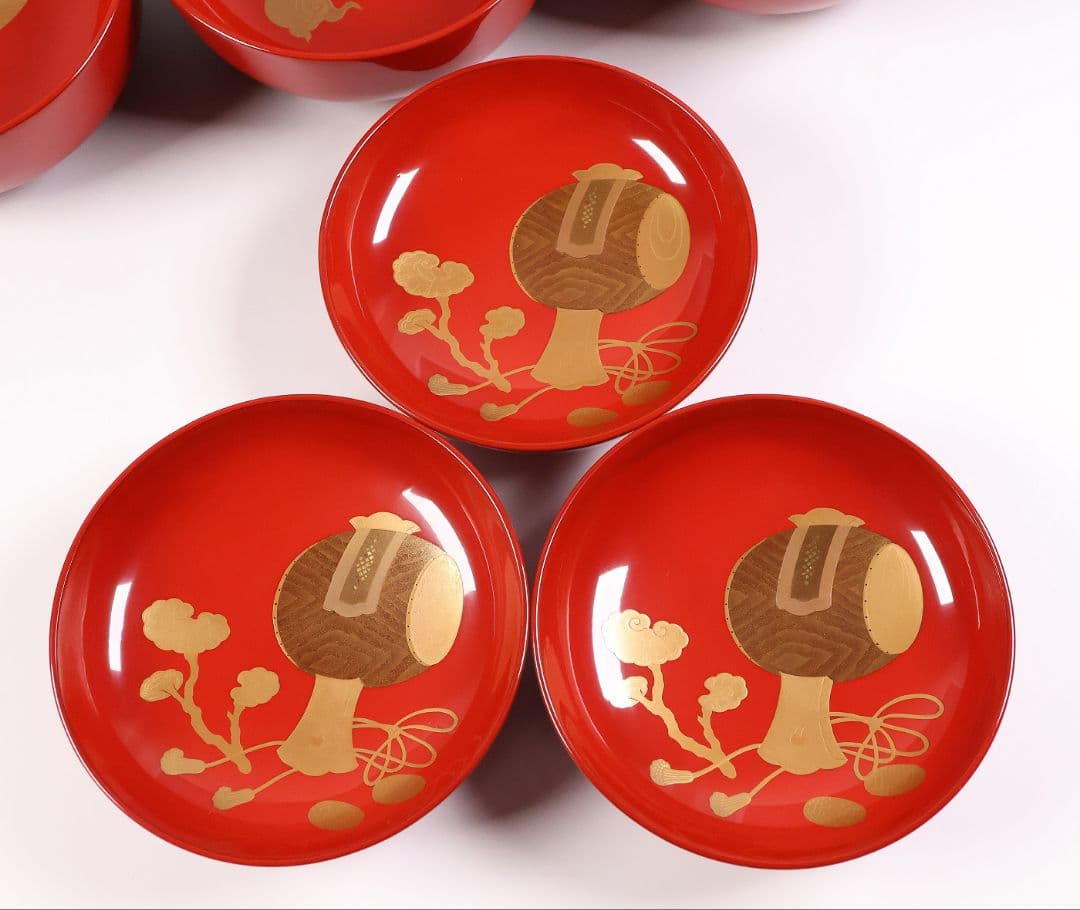 【MB36】輪島塗 宝尽くし金蒔絵 朱塗椀 三客 小槌 軍配 霊芝 木製漆器