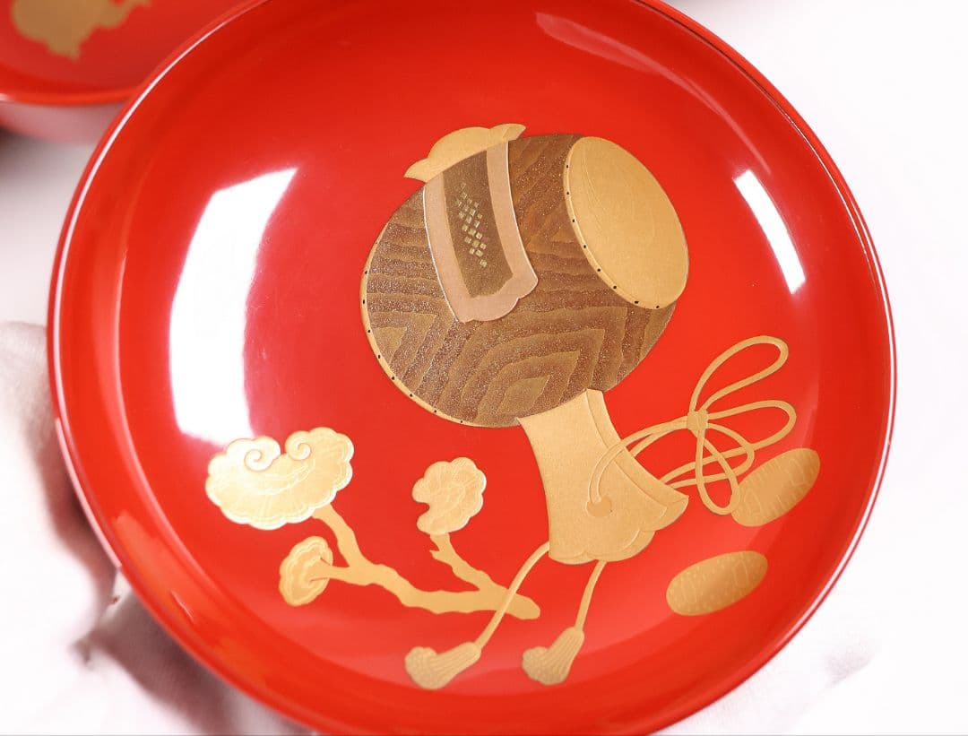 【MB36】輪島塗 宝尽くし金蒔絵 朱塗椀 三客 小槌 軍配 霊芝 木製漆器