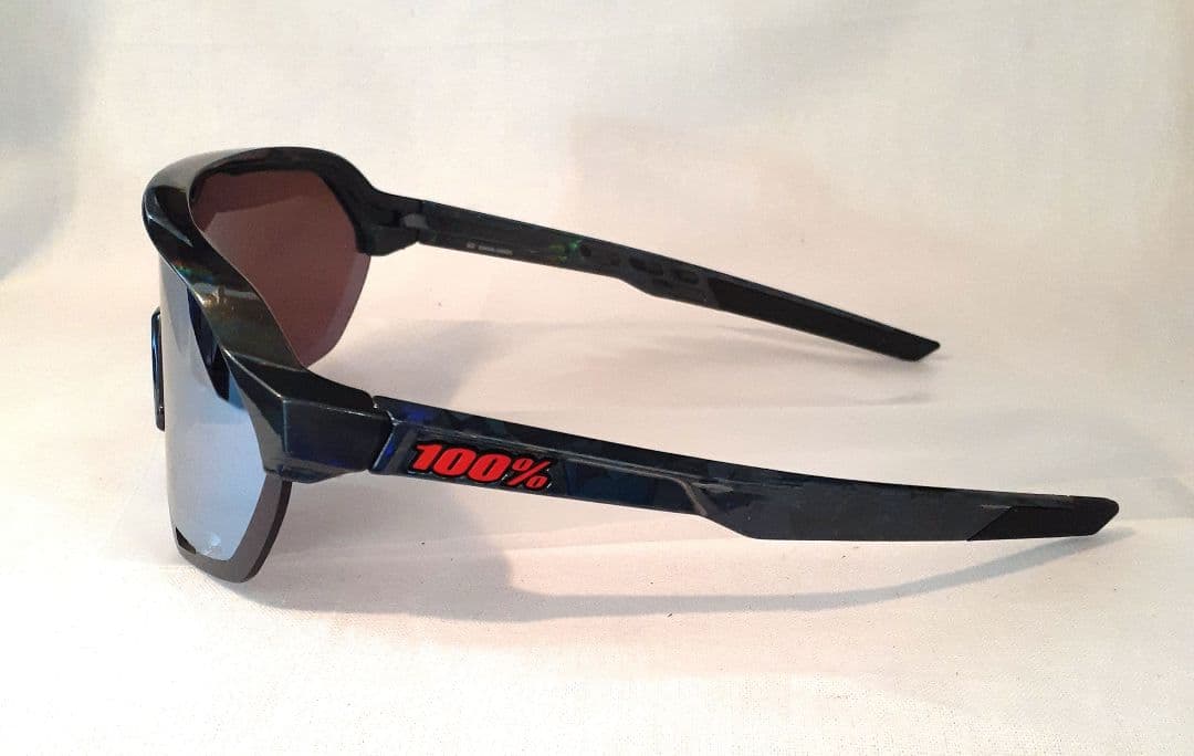 中古 100% S2 ブラックホログラフィック ワンハンドレッド サングラス