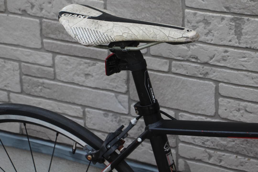 引き取り限定♪人気のGIANT♪DEFY♪軽量アルミフレームロードバイク♪