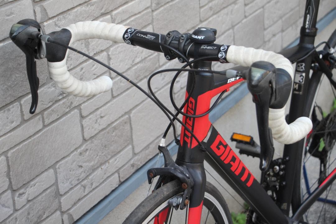 引き取り限定♪人気のGIANT♪DEFY♪軽量アルミフレームロードバイク♪