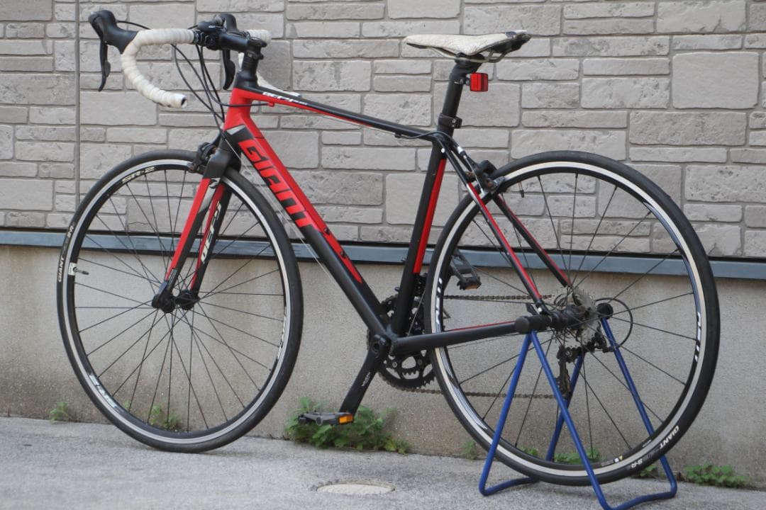 引き取り限定♪人気のGIANT♪DEFY♪軽量アルミフレームロードバイク♪