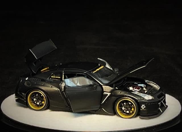 PGM 日産 Rocket Bunny R35 ロケットバーニ GT-R GTR