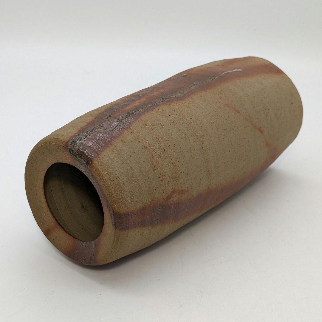 岡山県重要無形文化財 藤原建 備前焼 緋襷筒花入 四方桟