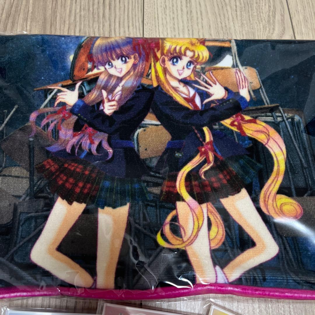 セーラームーングッズまとめ売り　ayu 復刻ゴールドウォッチ　ローソンコラボ