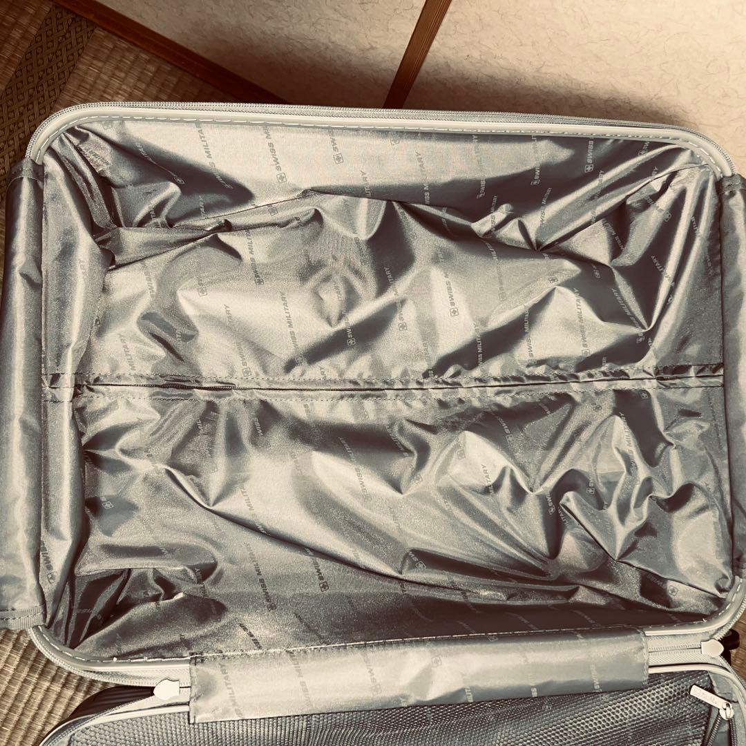 スイスミリタリー スーツケース 38.5L 機内持ち込みサイズ【美品です】