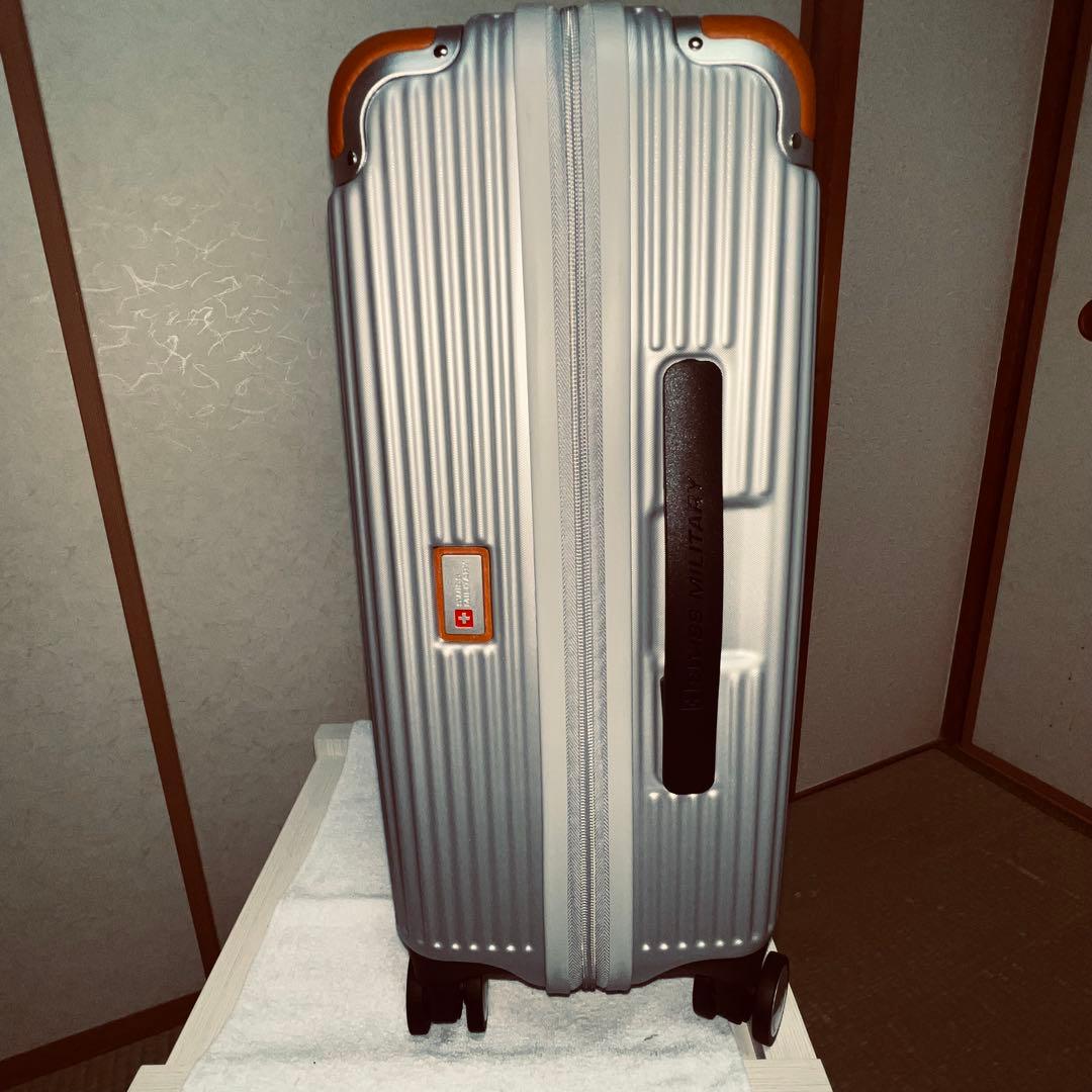 スイスミリタリー スーツケース 38.5L 機内持ち込みサイズ【美品です】