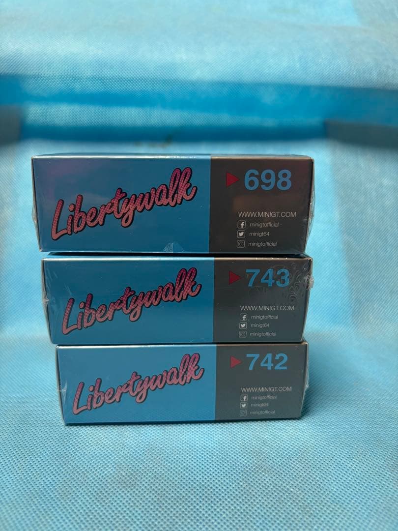 GCD LB-トラックスーパーグレート・MINI GT LBWK KUMA 3台