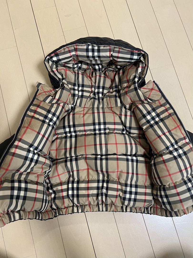 ＊あいうえお様＊Burberry ベビー　リバーシブルダウン　80